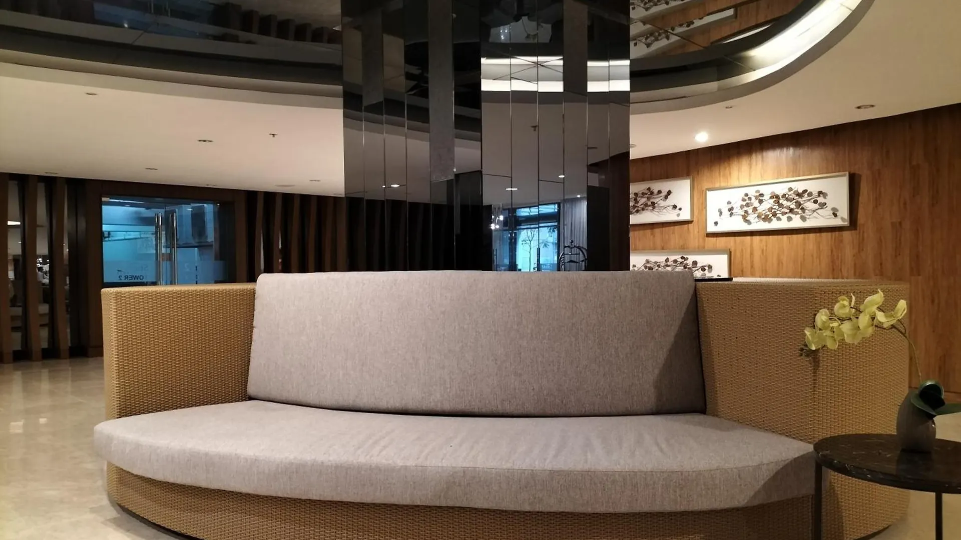 Comfy 19 Shore2 Residence Tower2 Pasay Filipíny
