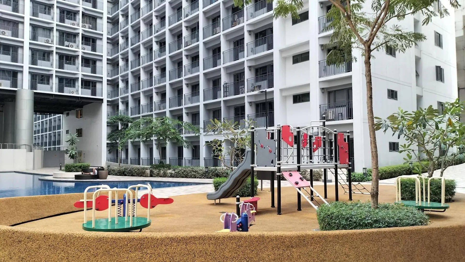 Comfy 19 Shore2 Residence Tower2 Pasay 0*,  Filipíny
